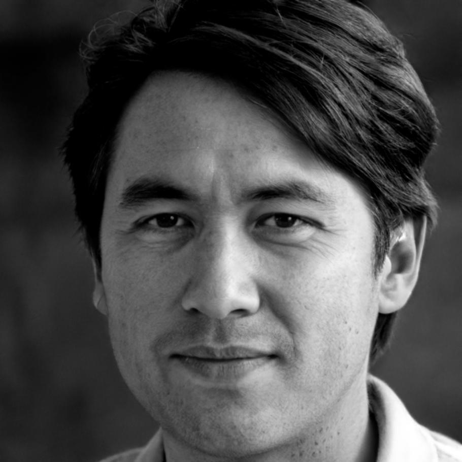 Portrait de Damien Rousseau, expert-comptable et formateur en analyse financière